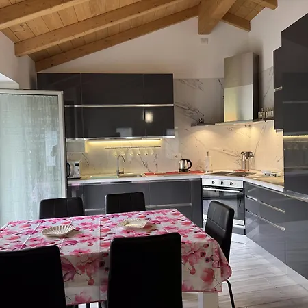 Apartment 231 Como